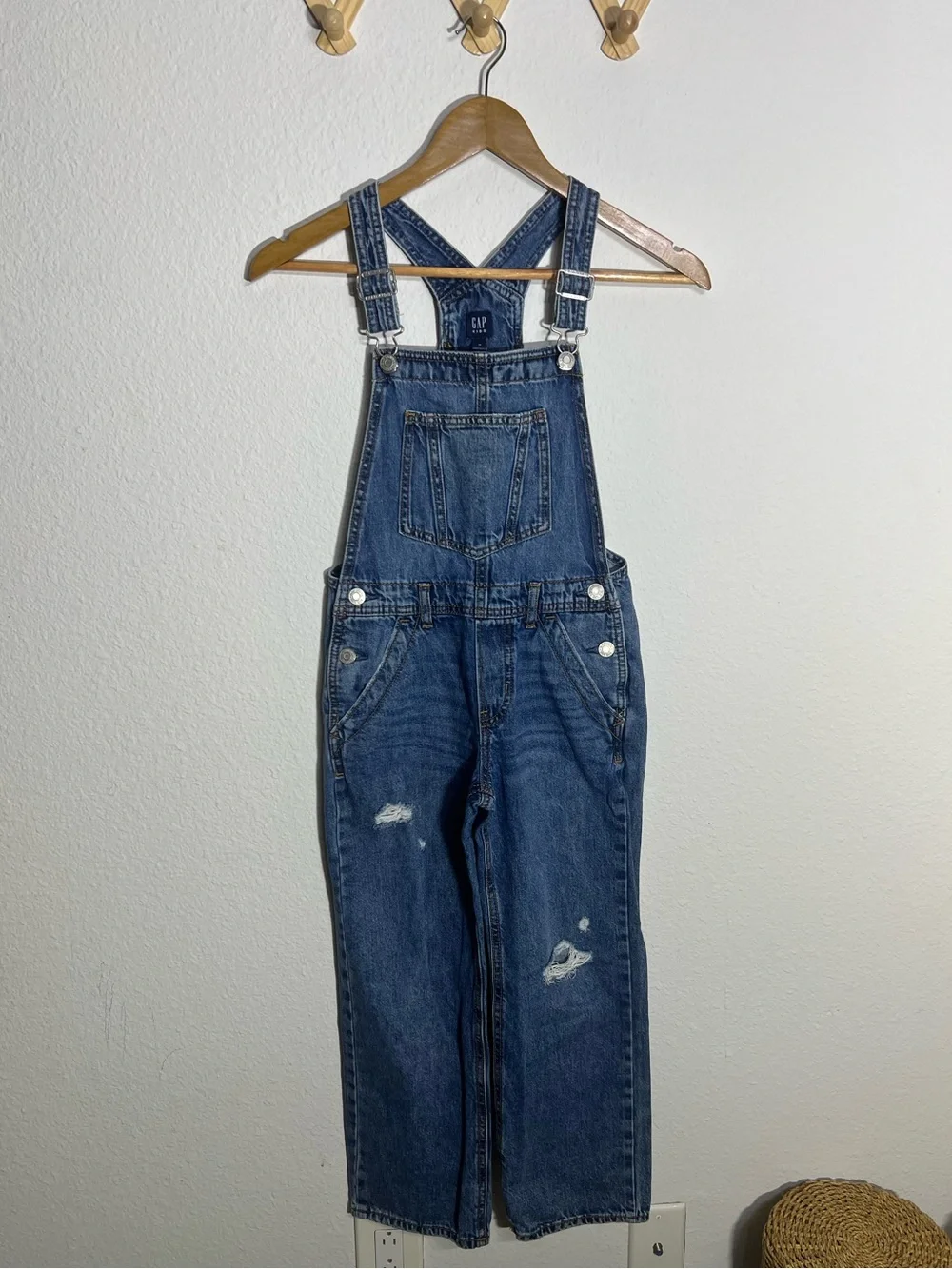 GAP • kids denim distressed overalls size medium